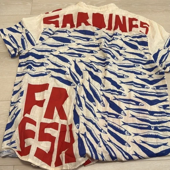 Fresh Vibes Blue and Red Graphic Men's Shirt - Picture 5 of 5